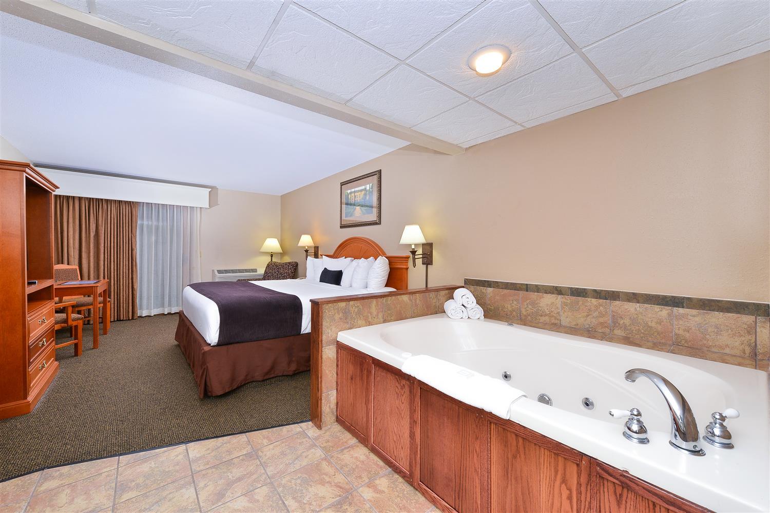Revel Hotel Minot - Surestay Collection By Best Western Exteriér fotografie