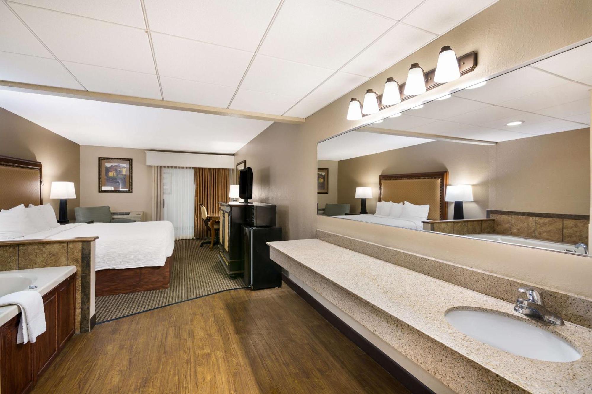 Revel Hotel Minot - Surestay Collection By Best Western Exteriér fotografie